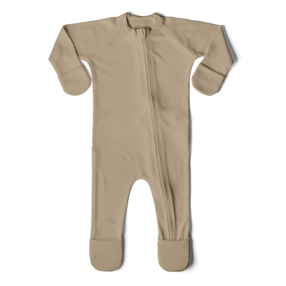 Goumi 0-3months sandstone footie. Generous size and will fit until 5-6 months
